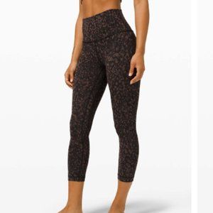 Lululemon Align HR Crop 21", Wild Thing Camo Brown Earth Multi, Size 2 NWT